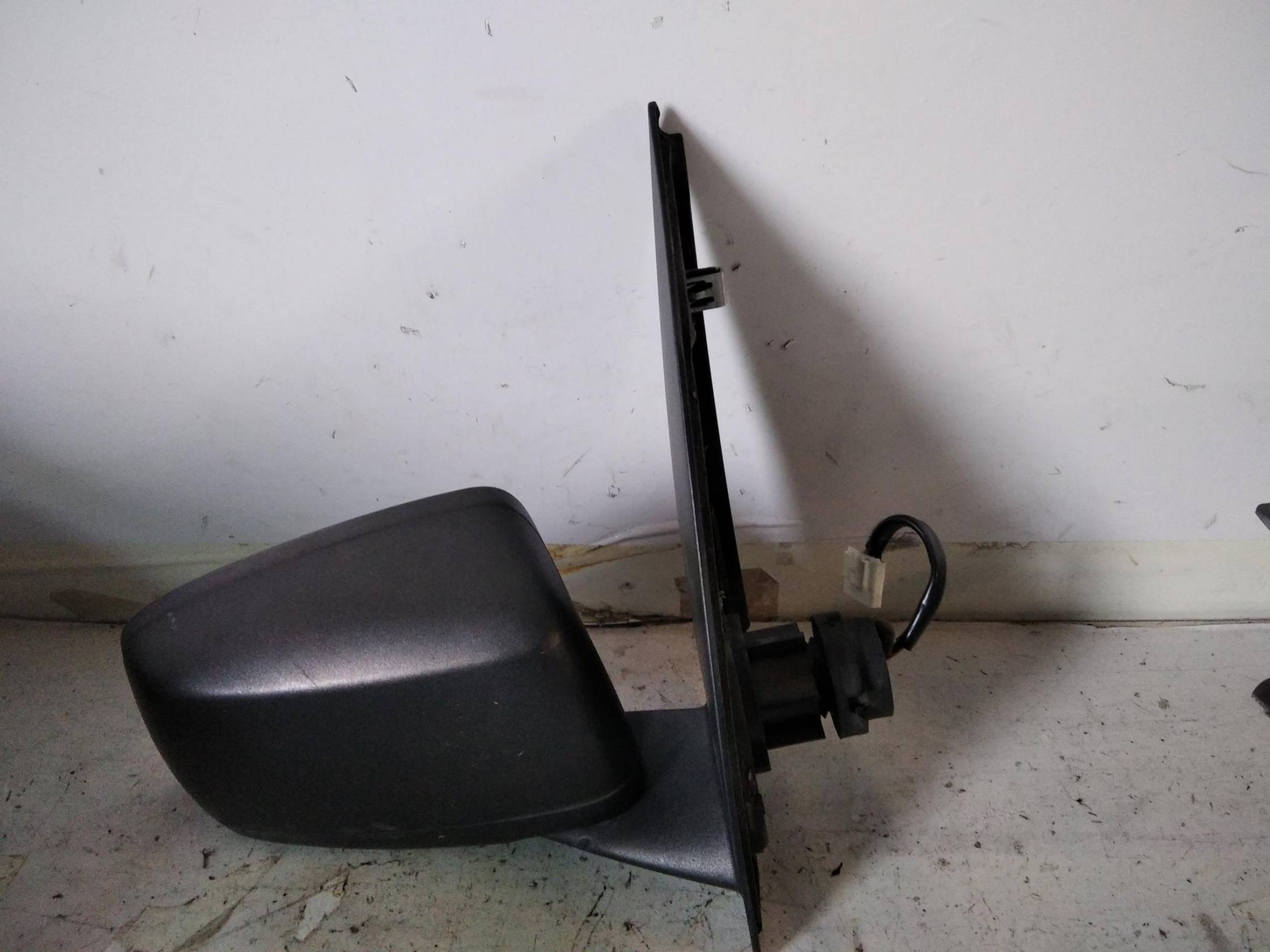 Retrovisore est. regolaz. elettr. dx.